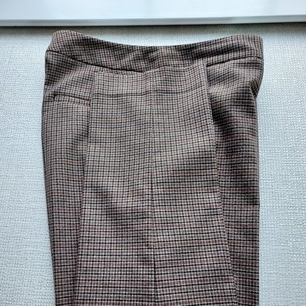 Perfect Condition Vince Camuto Ladies Pants; Great for Work or Dressing Up